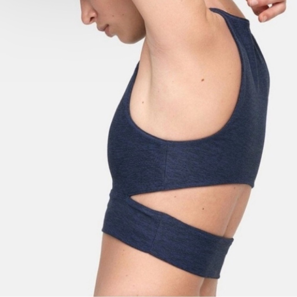 Outdoor Voices Slashback Crop, Charcoal, Women’s Size M - Picture 3 of 6